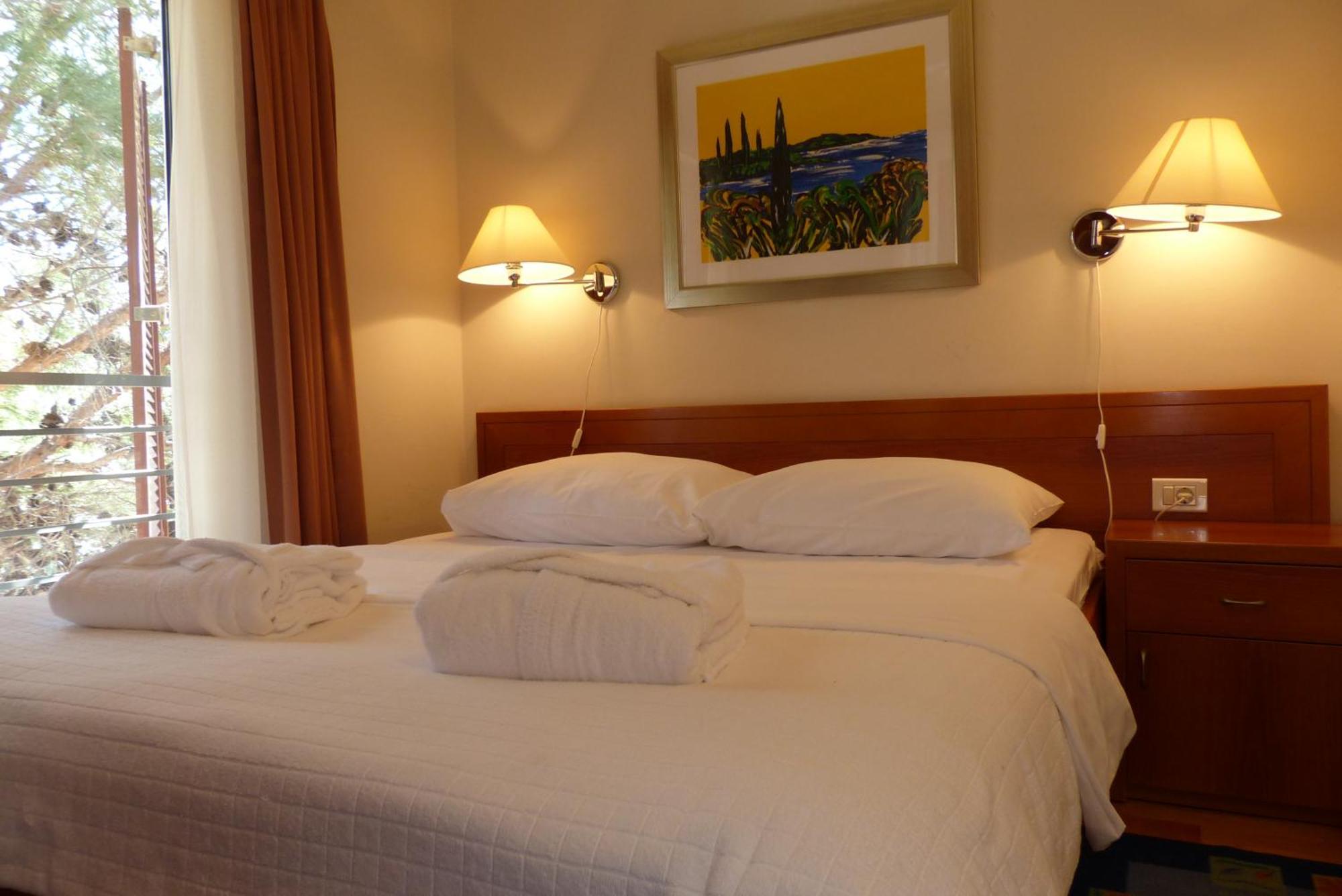Apartments Punta Veli Lošinj Eksteriør bilde