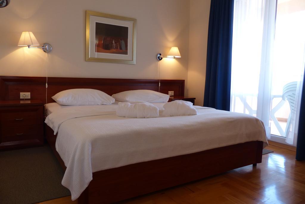 Apartments Punta Veli Lošinj Rom bilde